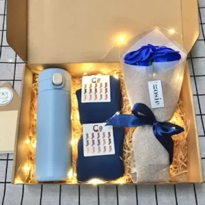 Noel nên tặng quà gì cho bạn gái thật ấn tượng? Bật bí ở ngay đây!