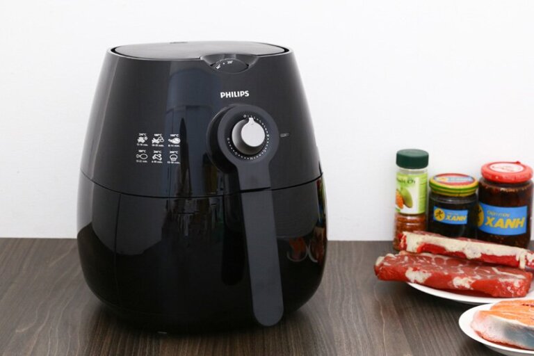 Nồi chiên không dầu Philips HD9220 2.4L 2 Noi chien khong dau Philips HD9220 2.4L 1