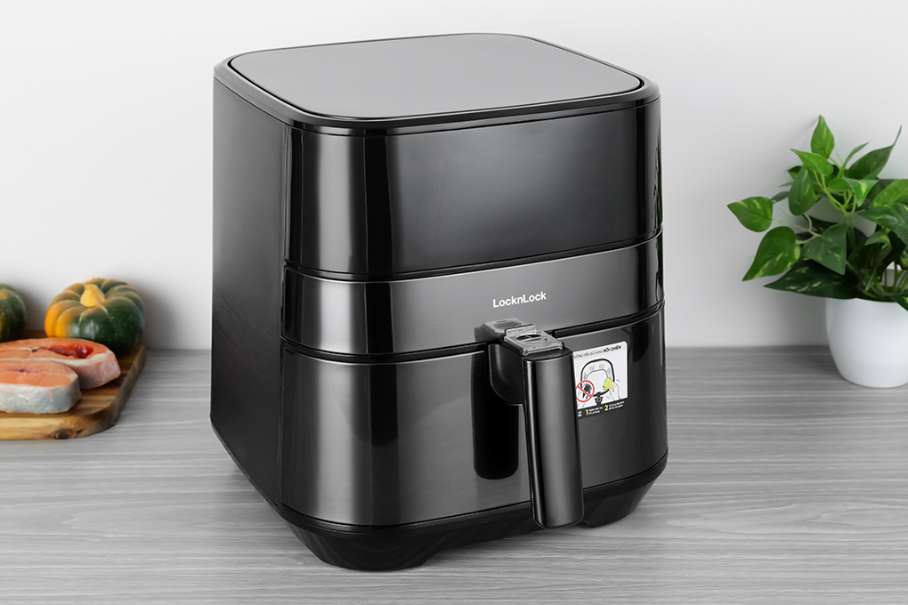 Tìm hiểu nồi chiên không dầu Lock&Lock loại nào tốt? 4 Nồi chiên không dầu Lock&Lock EJF284BLK 5.5 lít