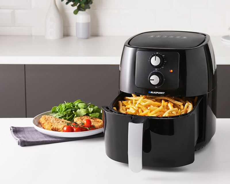 Cách chọn kích thước nồi chiên không dầu phù hợp 1 Lựa chọn nồi chiên không dầu có kích cỡ phù hợp đảm bảo tính thẩm mỹ