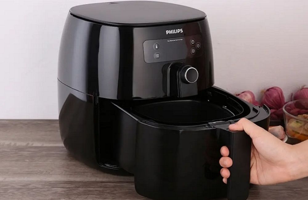 Cho nước vào nồi chiên không dầu không đúng cách có thể gây ra nhiều rủi ro