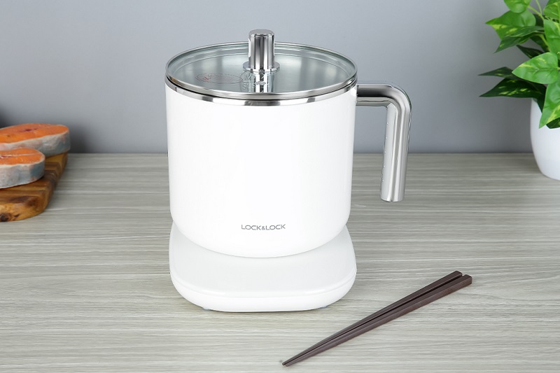 Review các loại nồi điện đa năng bán chạy nhất 2 Nồi điện đa năng Lock&Lock EJC141 1.5 lít giá tốt